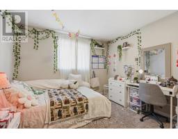 18 CHAPMAN COURT - 14