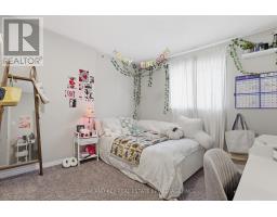 18 CHAPMAN COURT - 15