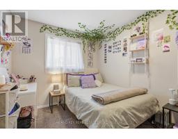 18 CHAPMAN COURT - 17