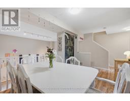 18 CHAPMAN COURT - 22