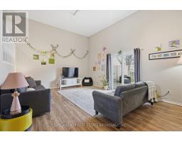 18 CHAPMAN COURT - 3