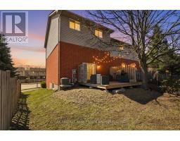 18 CHAPMAN COURT - 38