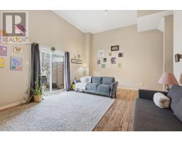 18 CHAPMAN COURT - 8