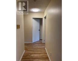 1096 JALNA BOULEVARD - 4
