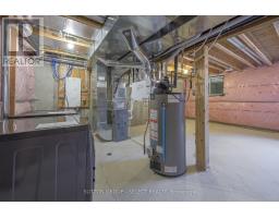 29 - 600 GUINESS WAY - 30