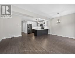 29 - 600 GUINESS WAY - 9