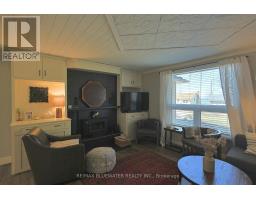 5333 BROADVIEW AVENUE - 12