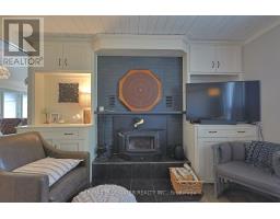 5333 BROADVIEW AVENUE - 13