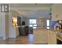 5333 BROADVIEW AVENUE - 16