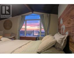 5333 BROADVIEW AVENUE - 34