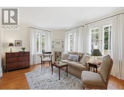 119 BASE LINE ROAD E - 19