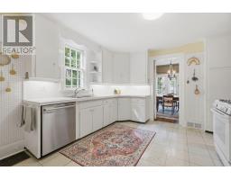 119 BASE LINE ROAD E - 24