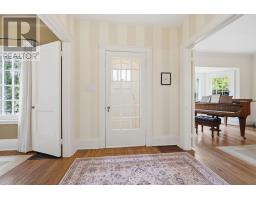 119 BASE LINE ROAD E - 9