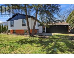 937 FONTAINE ROAD - 44
