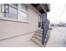 15 VICTORIA LANE - 11