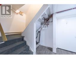 15 VICTORIA LANE - 16