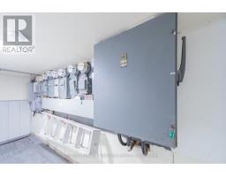 15 VICTORIA LANE - 18