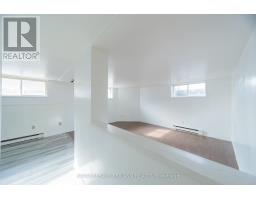 15 VICTORIA LANE - 22