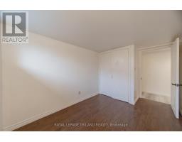 15 VICTORIA LANE - 26