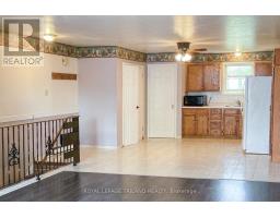 15 VICTORIA LANE - 39