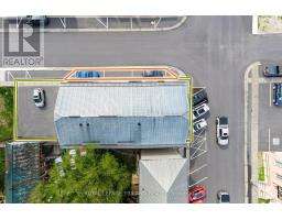 15 VICTORIA LANE - 4