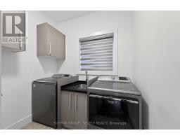 211 UNION AVENUE - 16