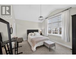 211 UNION AVENUE - 26