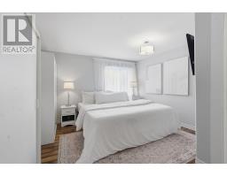 83 JOHN STREET W - 19