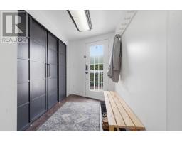 83 JOHN STREET W - 21