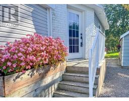 83 JOHN STREET W - 4