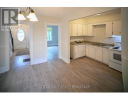 24 COLBORNE STREET - 7