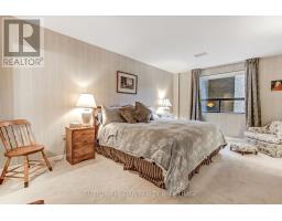 214 - 300 EVERGLADE CRESCENT - 14