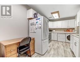 214 - 300 EVERGLADE CRESCENT - 8