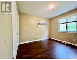 45 - 112 NORTH CENTRE ROAD - 17