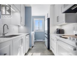 97 - 1096 JALNA BOULEVARD - 11