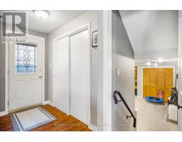 18 HIGHVIEW DRIVE - 23