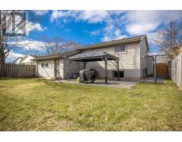 18 HIGHVIEW DRIVE - 30