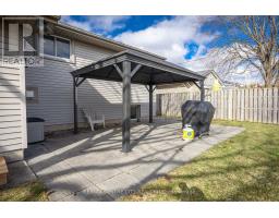 18 HIGHVIEW DRIVE - 31