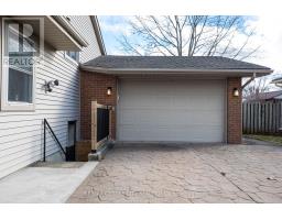 18 HIGHVIEW DRIVE - 5