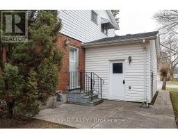 1109 SPRUCEDALE ROAD - 34