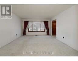 1109 SPRUCEDALE ROAD - 8