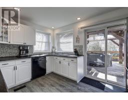 691 EMERY STREET E - 18