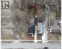 691 EMERY STREET E - 39