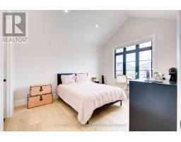 564 CREEKVIEW CHASE - 32