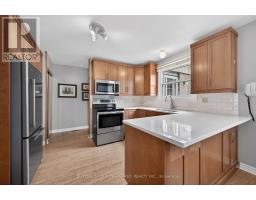 115 BRIXHAM CRESCENT - 18