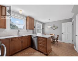 115 BRIXHAM CRESCENT - 21