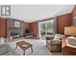 115 BRIXHAM CRESCENT - 22