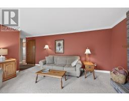 115 BRIXHAM CRESCENT - 24