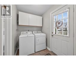 115 BRIXHAM CRESCENT - 25