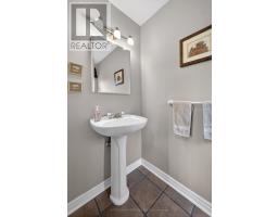 115 BRIXHAM CRESCENT - 26